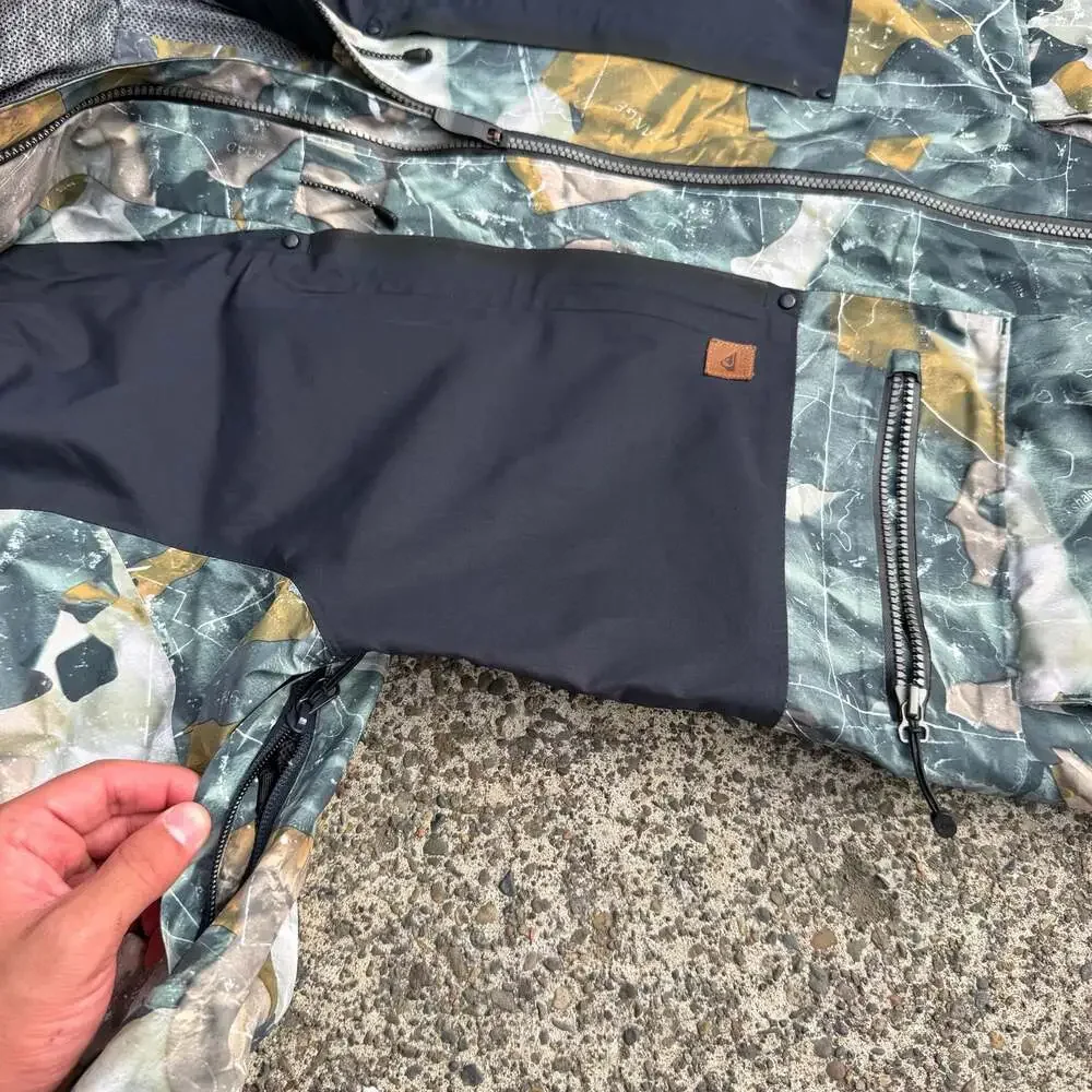Quiksilver Highline Black Alder Gore-Tex Snowboard Jacket